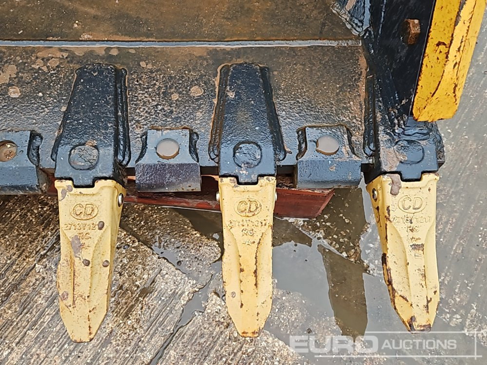 Nieuw Bak Unused Hardox 58" Digging Bucket 80mm Pin to suit 20 Ton Excavator: afbeelding 10 Nieuw Bak Unused Hardox 58" Digging Bucket 80mm Pin to suit 20 Ton Excavator: afbeelding 10