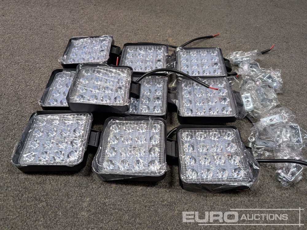 Unused LED Work Lights, 48w, 12V/24V, Adjustable Bracket, IP67 Waterproof, 6000k White (10 of) - Bouwmaterieel: afbeelding 1 Unused LED Work Lights, 48w, 12V/24V, Adjustable Bracket, IP67 Waterproof, 6000k White (10 of) - Bouwmaterieel: afbeelding 1