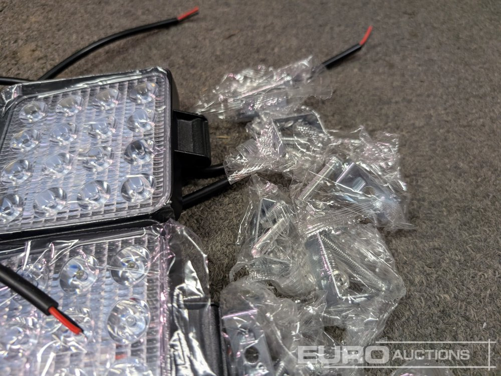 Bouwmaterieel Unused LED Work Lights, 48w, 12V/24V, Adjustable Bracket, IP67 Waterproof, 6000k White (10 of): afbeelding 7