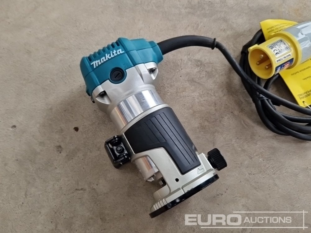 Unused Makita RT0700C 110v Router - Bouwmaterieel: afbeelding 4 Unused Makita RT0700C 110v Router - Bouwmaterieel: afbeelding 4