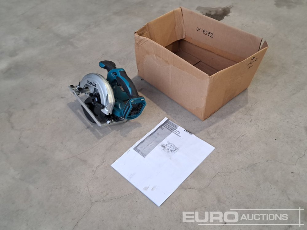Unused Makita XSS02 18V Cordless Circluar Saw (Body Only) - Bouwmaterieel: afbeelding 1 Unused Makita XSS02 18V Cordless Circluar Saw (Body Only) - Bouwmaterieel: afbeelding 1
