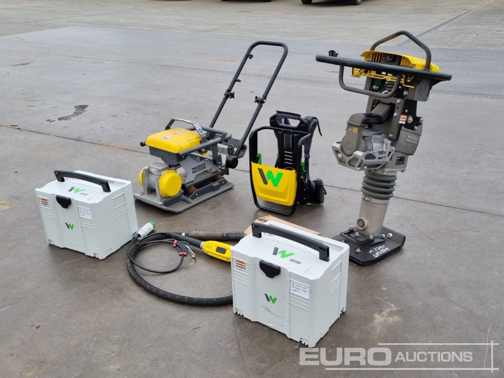 Unused Wacker Neuson Pallet of Battery Equipment AS50e Trench Compactor, AP1840e Compaction Plate, ACBe Backpack Vibrating Concrete Poker, Charger, BoB5 & BoB14 Battery - Asfaltmachine: afbeelding 1 Unused Wacker Neuson Pallet of Battery Equipment AS50e Trench Compactor, AP1840e Compaction Plate, ACBe Backpack Vibrating Concrete Poker, Charger, BoB5 & BoB14 Battery - Asfaltmachine: afbeelding 1