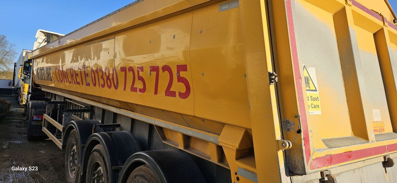 Wilco Wilcox - Kipper oplegger: afbeelding 3 Wilco Wilcox - Kipper oplegger: afbeelding 3