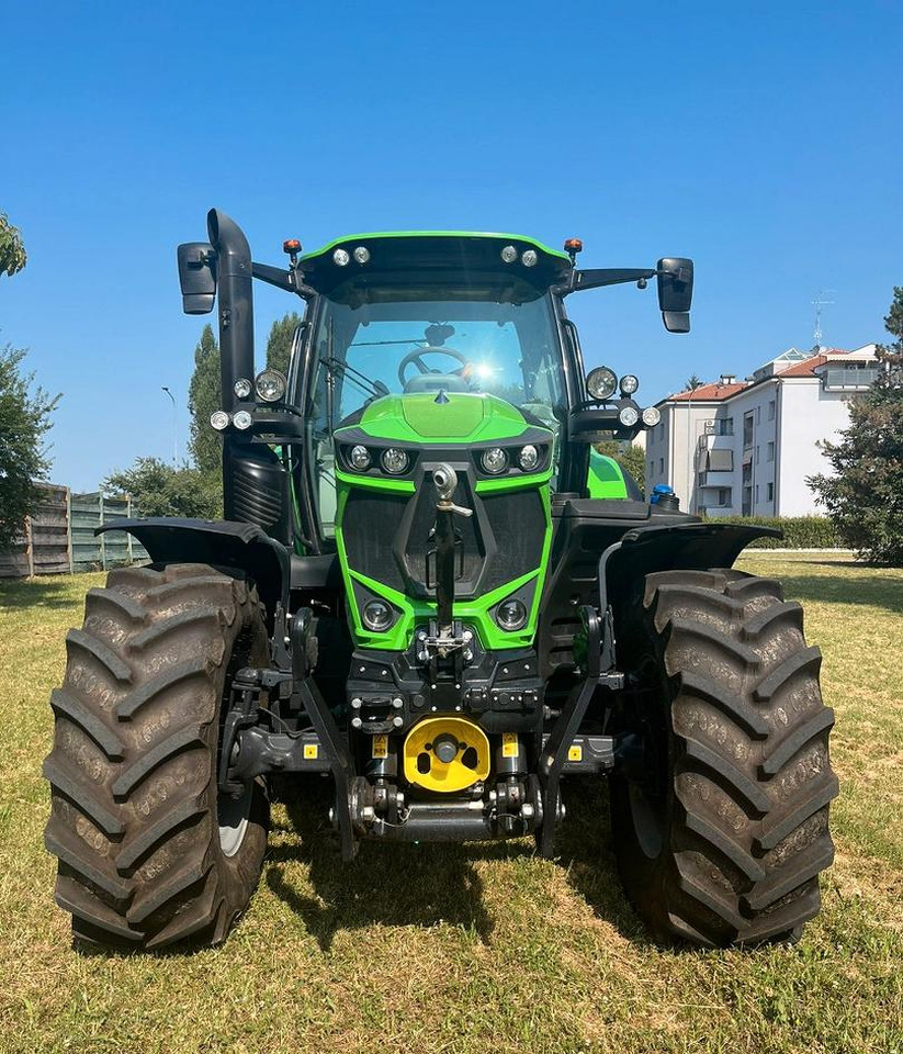 Trattore usato Deutz-Fahr Agrotron 6160.4 Rc-Shift - Tractor: afbeelding 2 Trattore usato Deutz-Fahr Agrotron 6160.4 Rc-Shift - Tractor: afbeelding 2