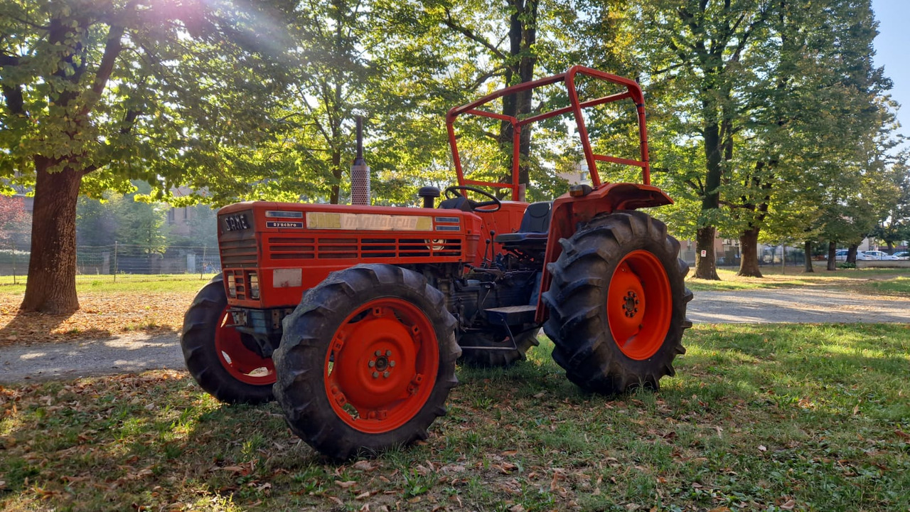 Trattore usato Same MINITAURUS 60 Synchro - Tractor: afbeelding 1 Trattore usato Same MINITAURUS 60 Synchro - Tractor: afbeelding 1