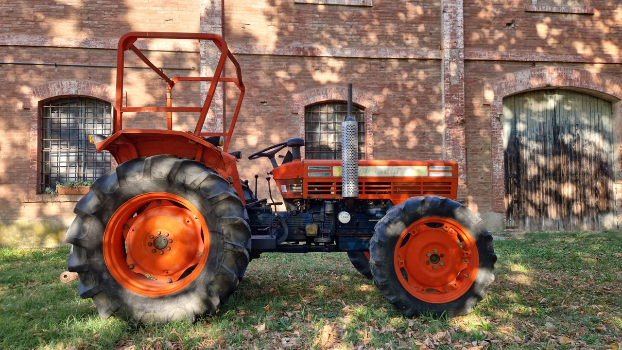 Trattore usato Same MINITAURUS 60 Synchro - Tractor: afbeelding 2 Trattore usato Same MINITAURUS 60 Synchro - Tractor: afbeelding 2
