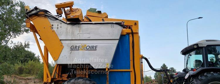 Wijnoogstmachine Vendemmiatrice usata Grégoire G60I: afbeelding 1