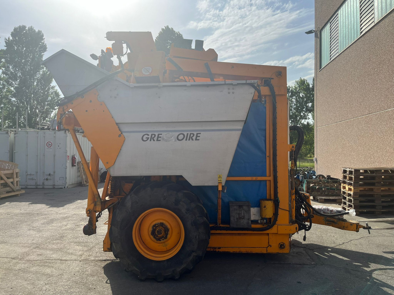 Vendemmiatrice usata Grégoire G60I - Wijnoogstmachine: afbeelding 3 Vendemmiatrice usata Grégoire G60I - Wijnoogstmachine: afbeelding 3