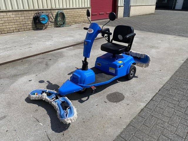 EP ZL-C5, Dweilmachine / veegmachine - Veegwagen: afbeelding 2 EP ZL-C5, Dweilmachine / veegmachine - Veegwagen: afbeelding 2