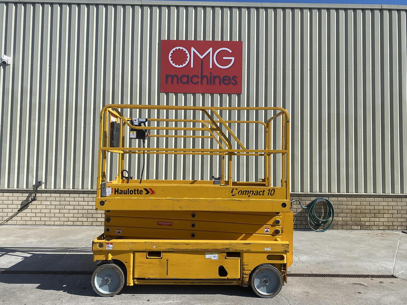 Haulotte Compact 10, Schaar hoogwerker - Schaarlift: afbeelding 1 Haulotte Compact 10, Schaar hoogwerker - Schaarlift: afbeelding 1