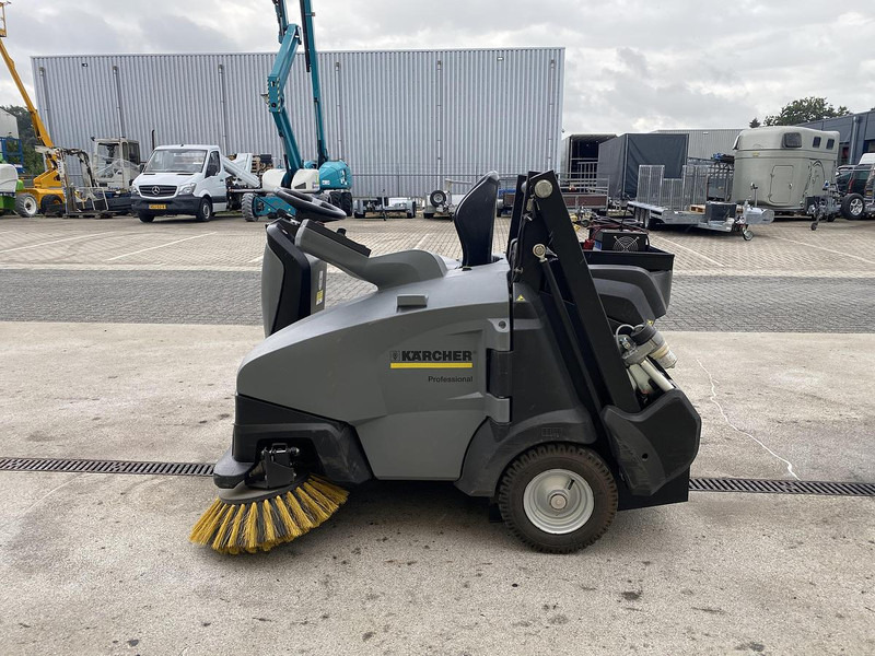 Kärcher KM 105/110 R Bp, Veegmachine, hoogkieper - Veegwagen: afbeelding 5 Kärcher KM 105/110 R Bp, Veegmachine, hoogkieper - Veegwagen: afbeelding 5
