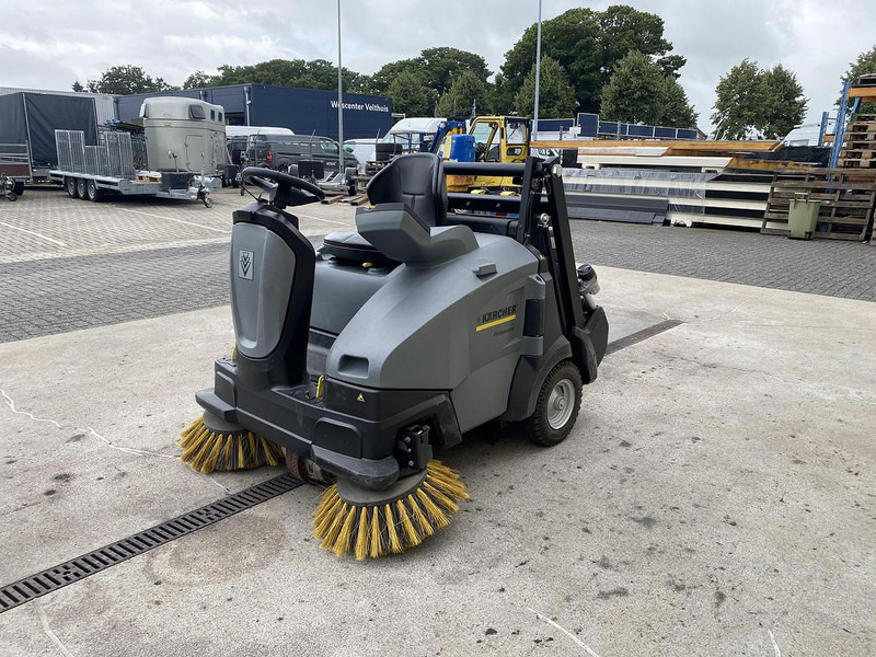 Kärcher KM 105/110 R Bp, Veegmachine, hoogkieper - Veegwagen: afbeelding 4 Kärcher KM 105/110 R Bp, Veegmachine, hoogkieper - Veegwagen: afbeelding 4