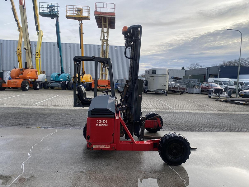 Moffett M4 25.3 / Kooiaap - Meeneemheftruck: afbeelding 4 Moffett M4 25.3 / Kooiaap - Meeneemheftruck: afbeelding 4