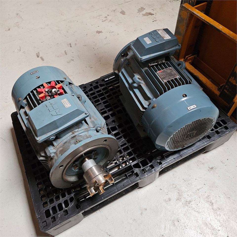 ABB M2QA180L4A (B35) - Werktuigmachine: afbeelding 1 ABB M2QA180L4A (B35) - Werktuigmachine: afbeelding 1