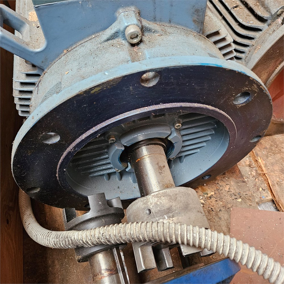 ABB MT80A19F100-2 / M3AA180MLB4 - Werktuigmachine: afbeelding 5 ABB MT80A19F100-2 / M3AA180MLB4 - Werktuigmachine: afbeelding 5