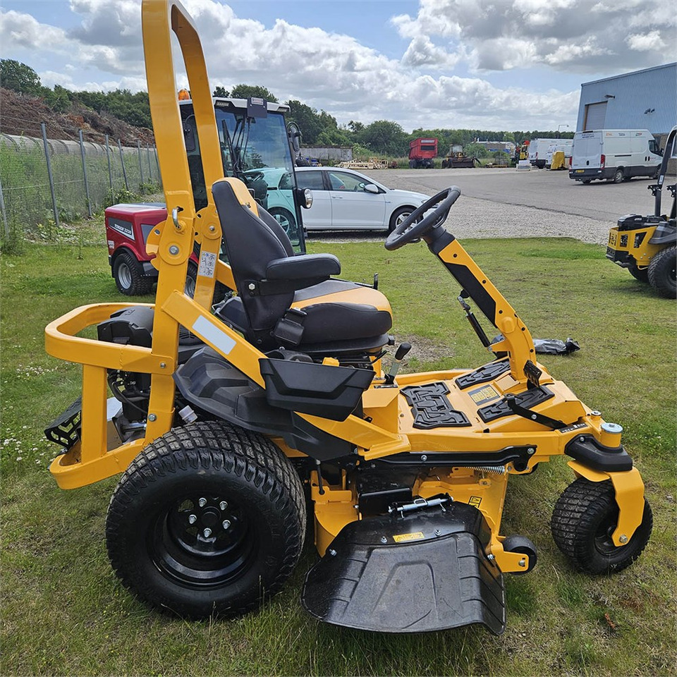 ABC Cub Cadet XZ8 Zero Turn - Gazonmaaier: afbeelding 4 ABC Cub Cadet XZ8 Zero Turn - Gazonmaaier: afbeelding 4