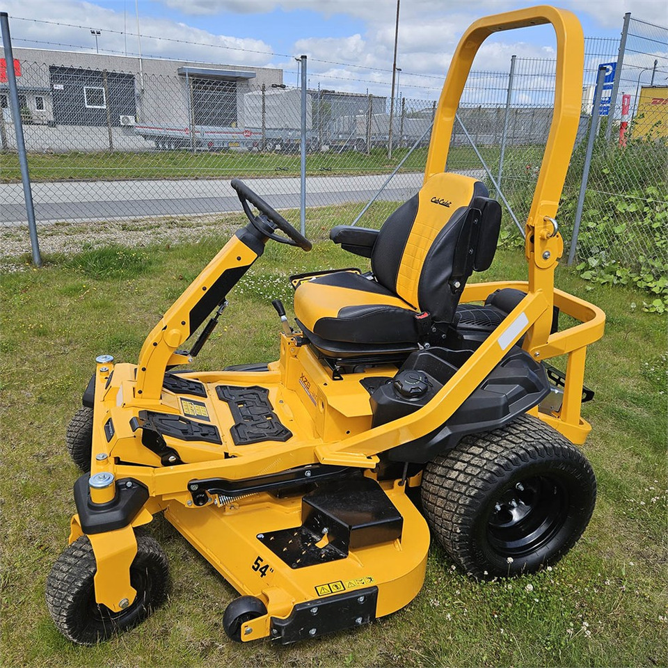 ABC Cub Cadet XZ8 Zero Turn - Gazonmaaier: afbeelding 1 ABC Cub Cadet XZ8 Zero Turn - Gazonmaaier: afbeelding 1