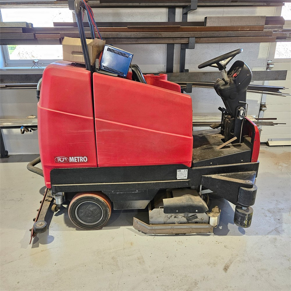 ABC RCM Metro 1102 RN Lavasciuga Scrubber - Schrobmachine: afbeelding 2 ABC RCM Metro 1102 RN Lavasciuga Scrubber - Schrobmachine: afbeelding 2