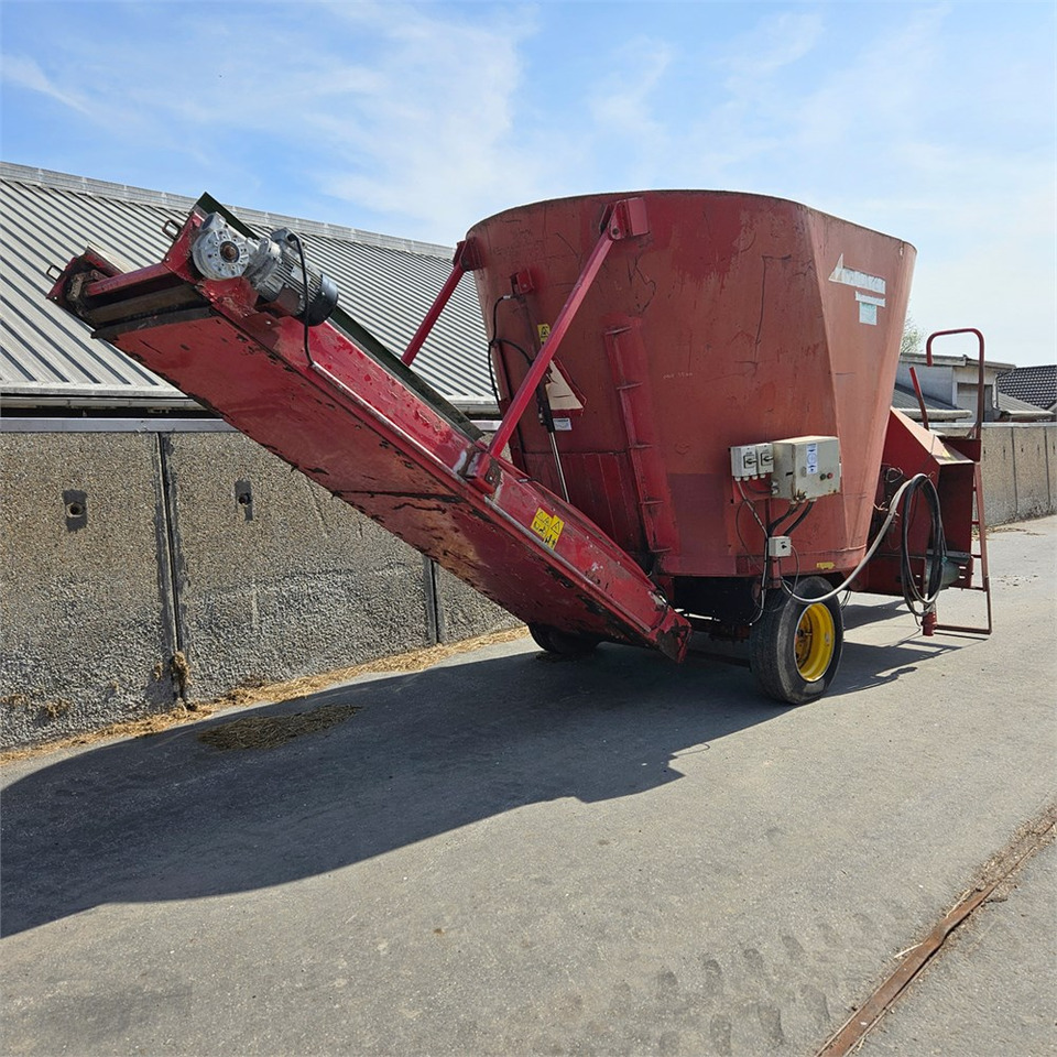 ABC SM10 - Voermengwagen: afbeelding 3 ABC SM10 - Voermengwagen: afbeelding 3