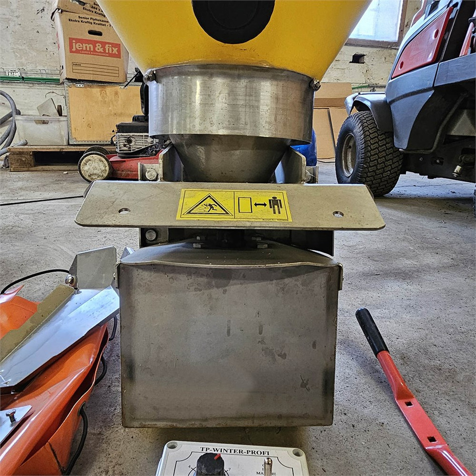 ABC TECHNIK-PLUS Winter-Profi - Zout/ Zandstrooier: afbeelding 5 ABC TECHNIK-PLUS Winter-Profi - Zout/ Zandstrooier: afbeelding 5