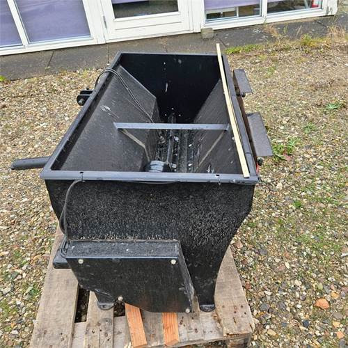 ABC Unknown - Zout/ Zandstrooier: afbeelding 1 ABC Unknown - Zout/ Zandstrooier: afbeelding 1