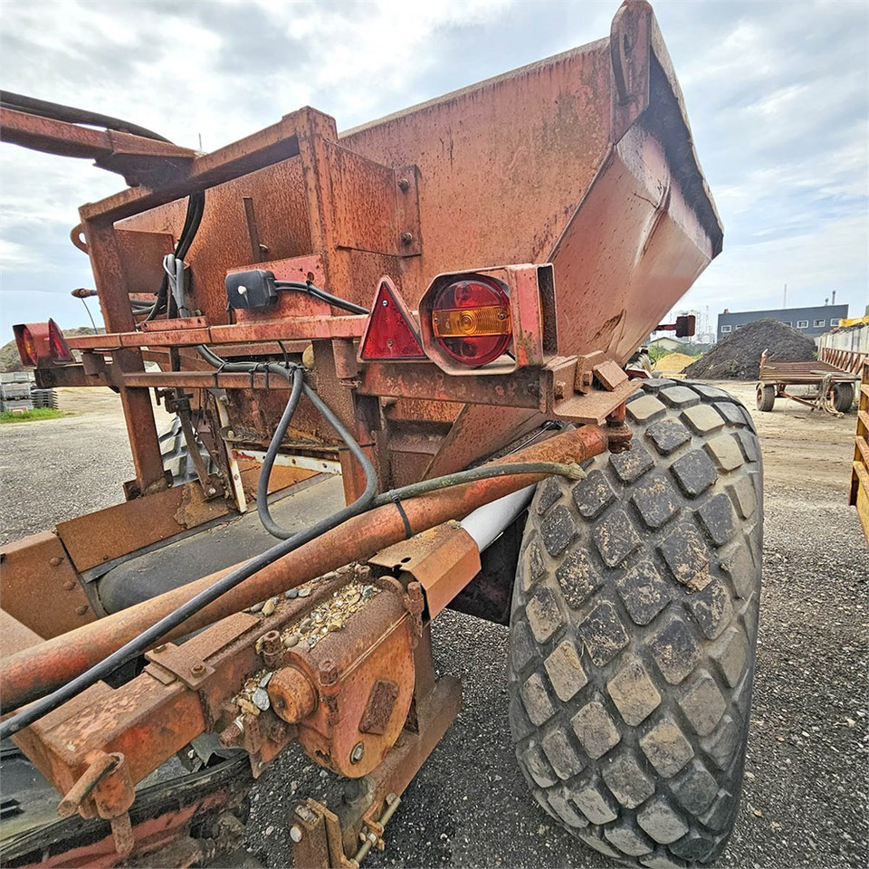 Bredal K65 - Zout/ Zandstrooier, Gemeentelijke machine/ Speciaal: afbeelding 3 Bredal K65 - Zout/ Zandstrooier, Gemeentelijke machine/ Speciaal: afbeelding 3