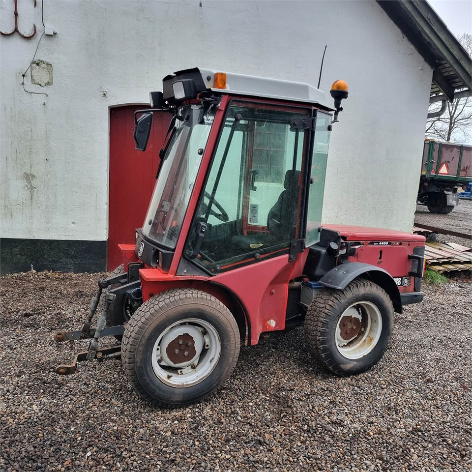 Carraro HST 4400 Superpark - Gemeentelijke tractor: afbeelding 1 Carraro HST 4400 Superpark - Gemeentelijke tractor: afbeelding 1