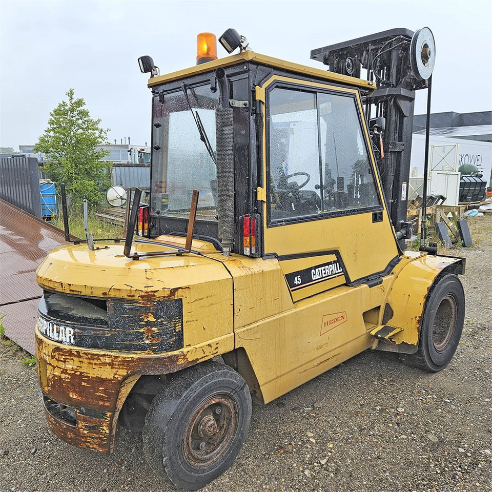 Caterpillar DP45 - Heftruck: afbeelding 5 Caterpillar DP45 - Heftruck: afbeelding 5
