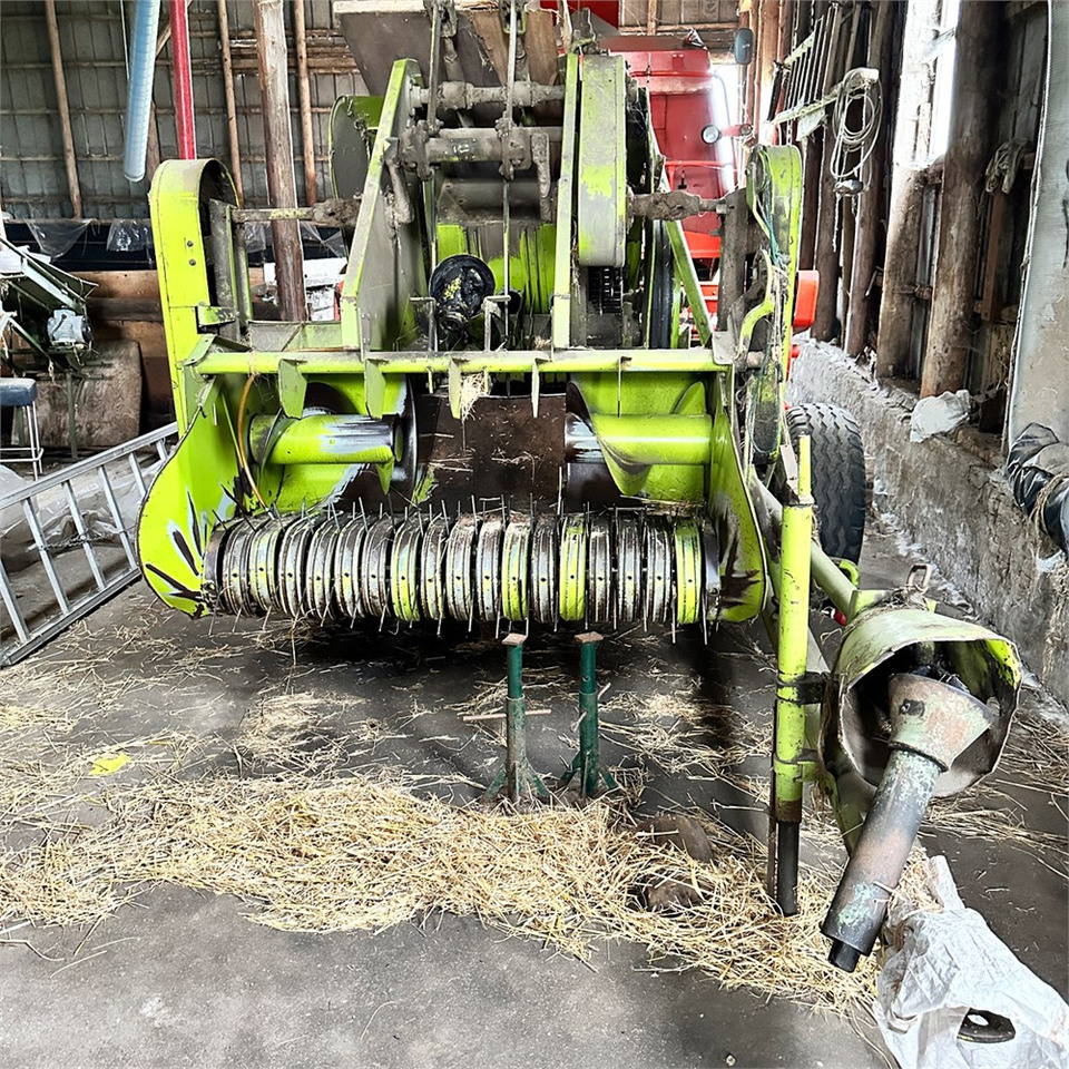 Claas Maximum - Hooi-/ Voedermachine: afbeelding 2 Claas Maximum - Hooi-/ Voedermachine: afbeelding 2