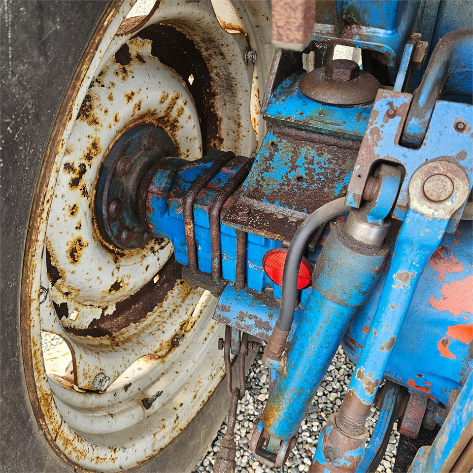 Tractor Ford 7000: afbeelding 27