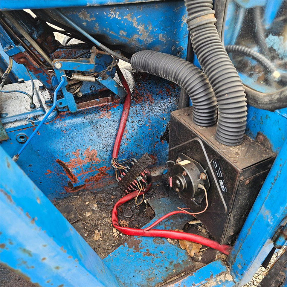 Tractor Ford 7000: afbeelding 25