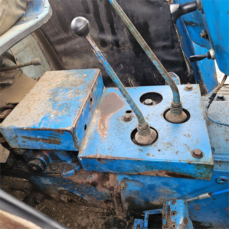 Tractor Ford 7000: afbeelding 13