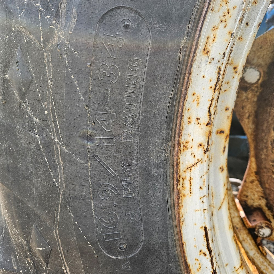Tractor Ford 7000: afbeelding 37