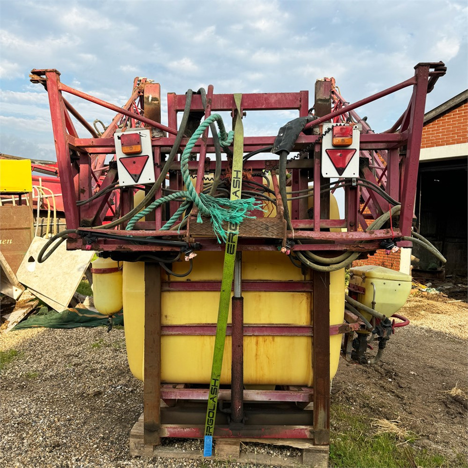 Hardi LZY 1200 - Veldspuit: afbeelding 2 Hardi LZY 1200 - Veldspuit: afbeelding 2