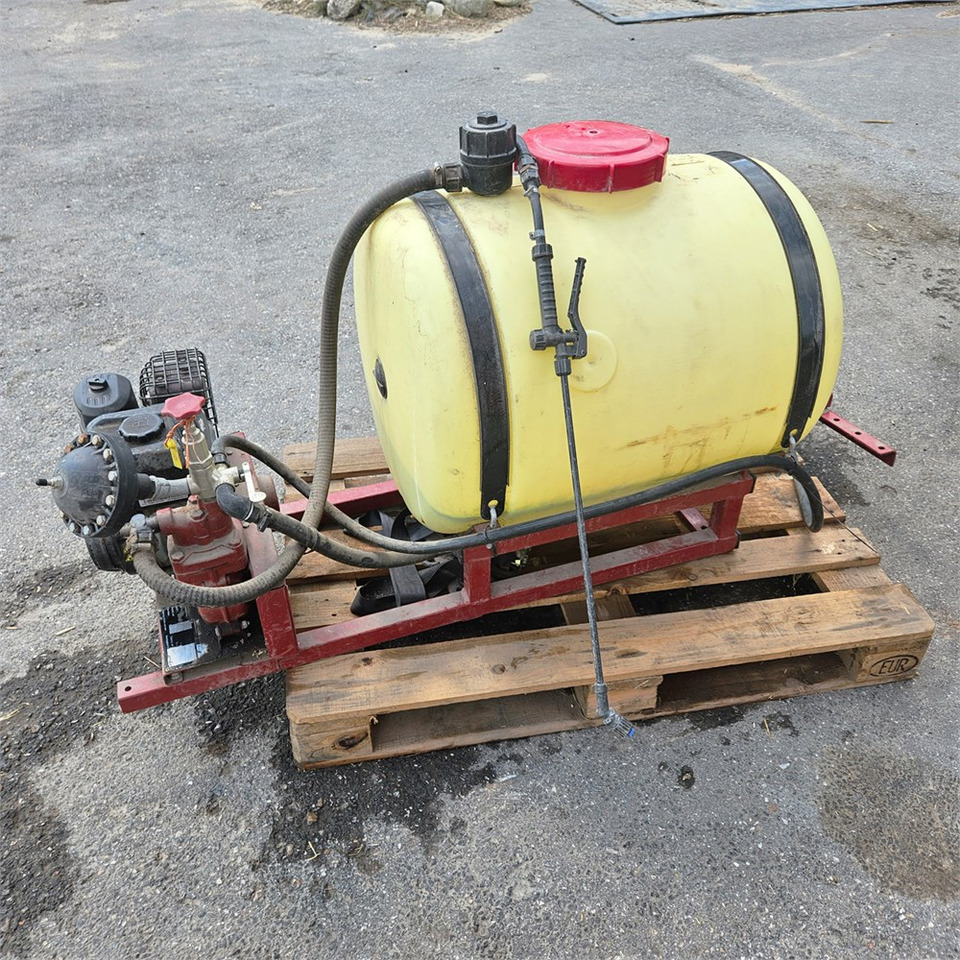 Hardi PU-200 - Veldspuit: afbeelding 1 Hardi PU-200 - Veldspuit: afbeelding 1