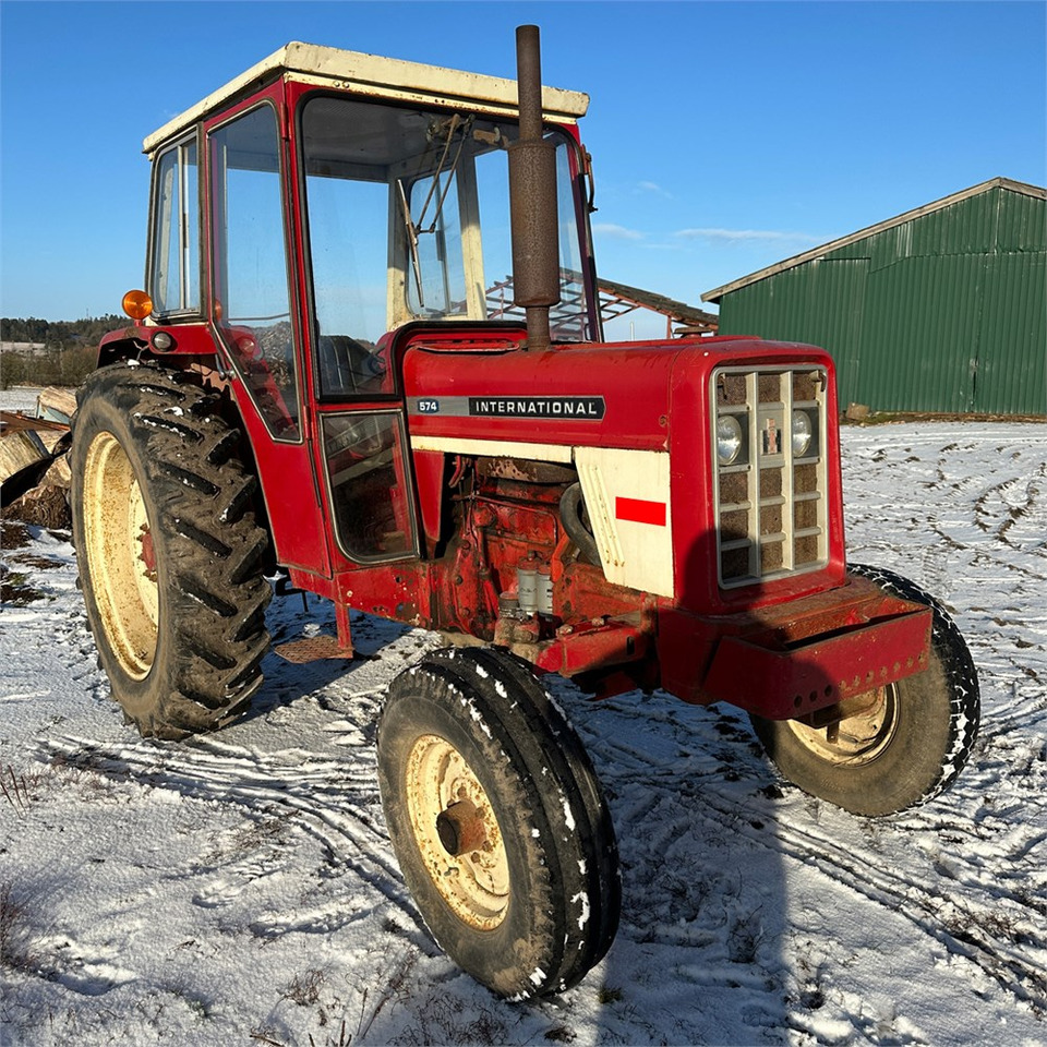 International IH I - 574 - Tractor: afbeelding 4 International IH I - 574 - Tractor: afbeelding 4