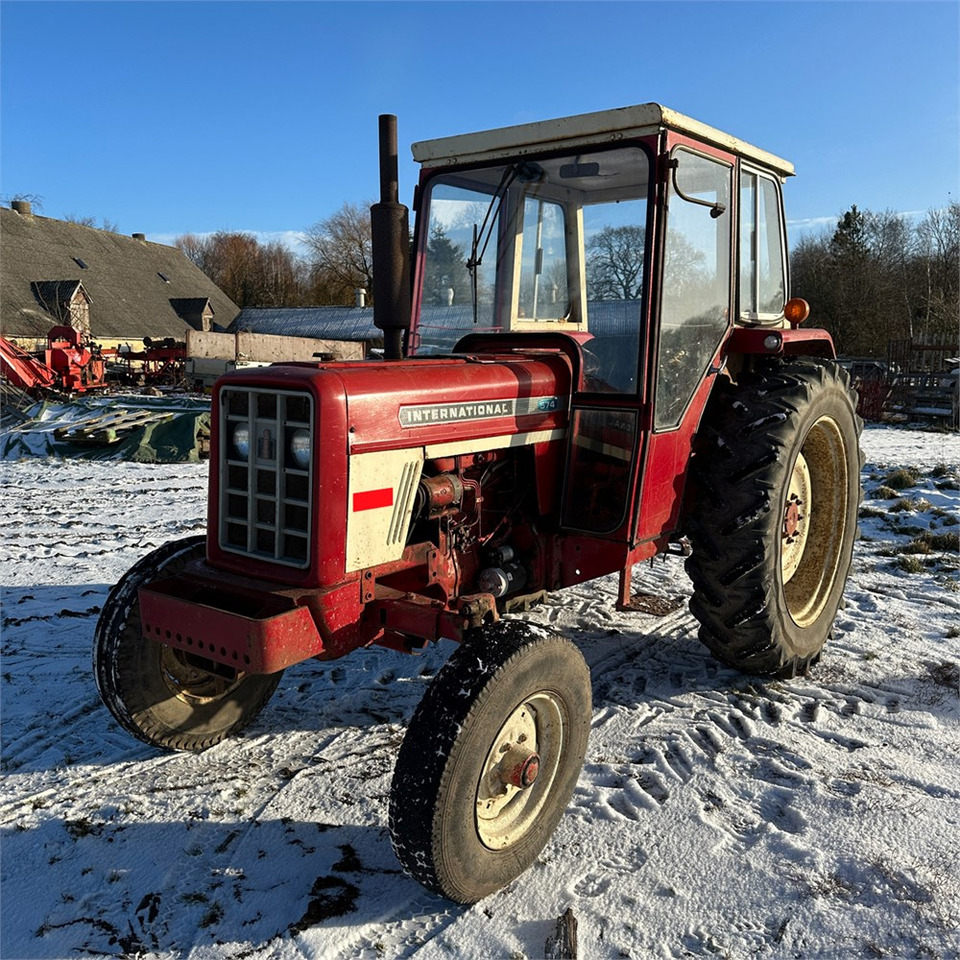 International IH I - 574 - Tractor: afbeelding 2 International IH I - 574 - Tractor: afbeelding 2
