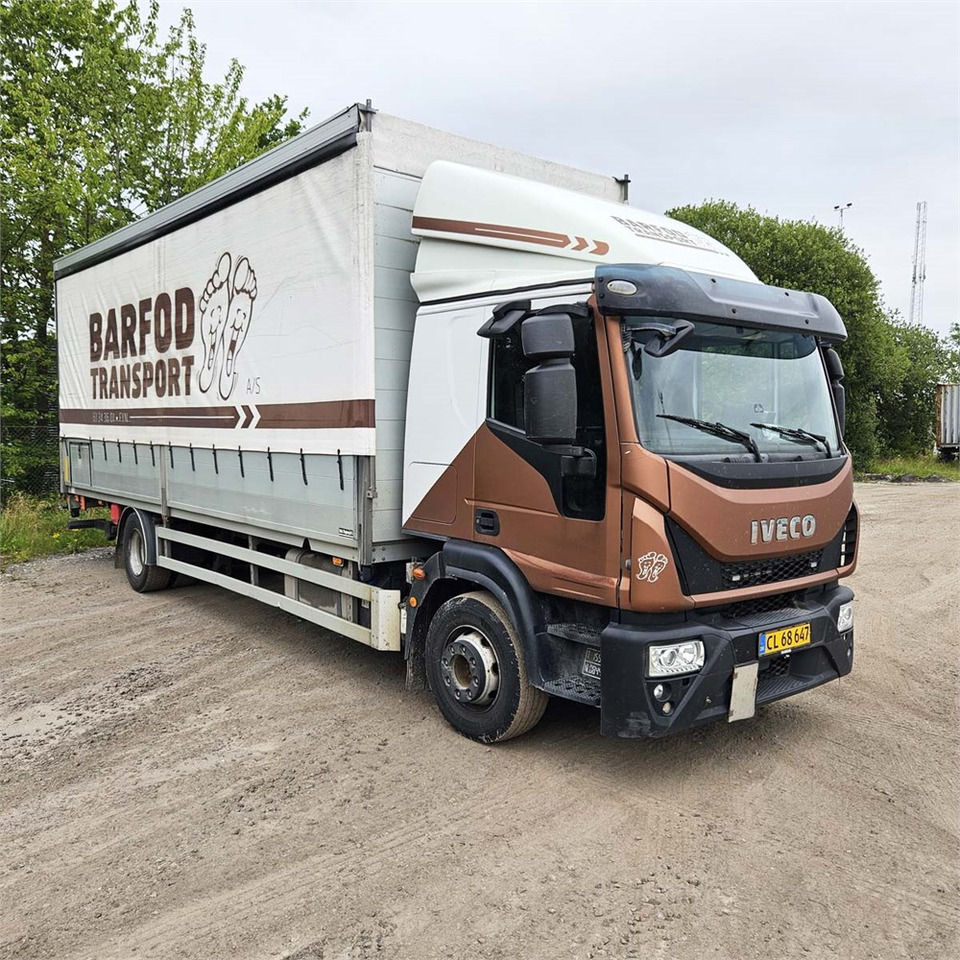Iveco Eurocargo - Schuifzeilen vrachtwagen: afbeelding 1 Iveco Eurocargo - Schuifzeilen vrachtwagen: afbeelding 1