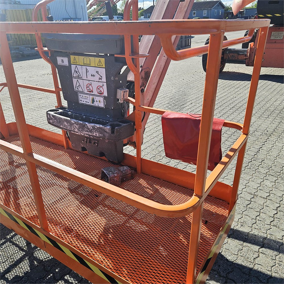 Knikarmhoogwerker JLG 1250 AJP: afbeelding 14