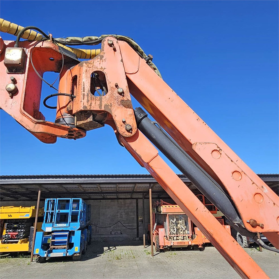 Knikarmhoogwerker JLG 1250 AJP: afbeelding 26