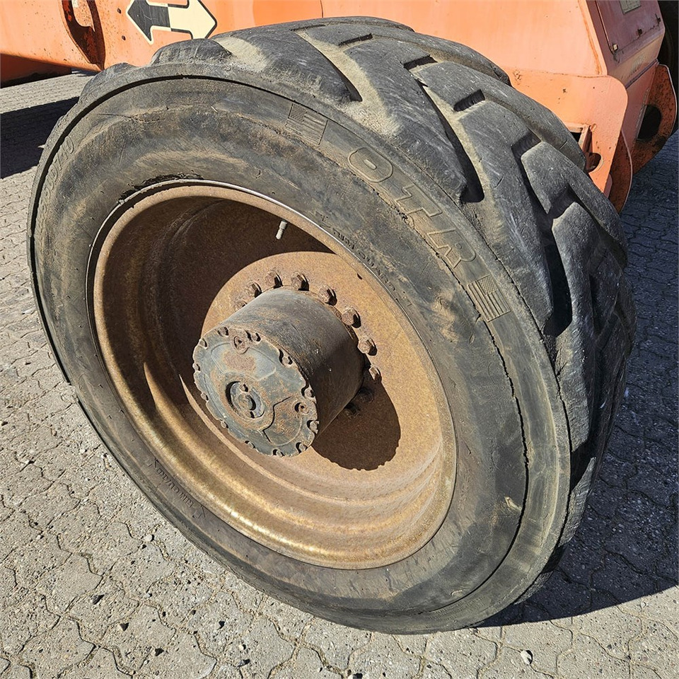 Knikarmhoogwerker JLG 1250 AJP: afbeelding 48