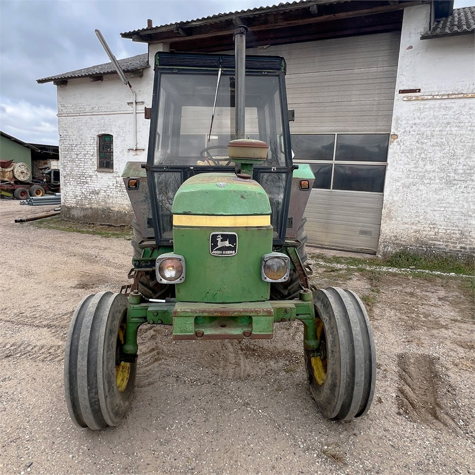 John Deere 2140 - Tractor: afbeelding 5 John Deere 2140 - Tractor: afbeelding 5