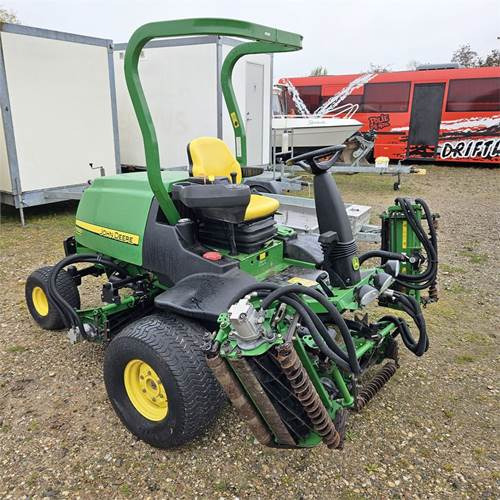 John Deere 7700 Precisioncut - Gazonmaaier: afbeelding 3 John Deere 7700 Precisioncut - Gazonmaaier: afbeelding 3