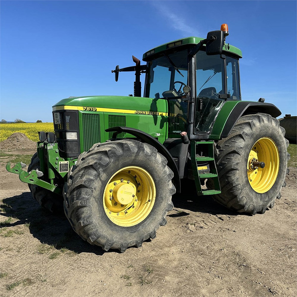 John Deere 7810 - Tractor: afbeelding 1 John Deere 7810 - Tractor: afbeelding 1