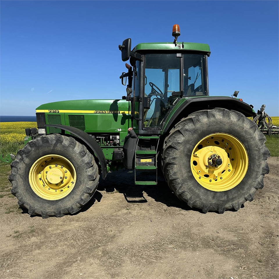 John Deere 7810 - Tractor: afbeelding 4 John Deere 7810 - Tractor: afbeelding 4