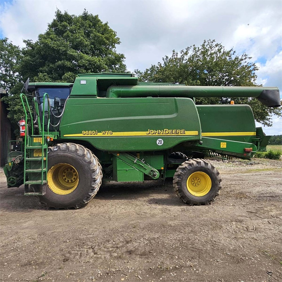 John Deere 9680i WTS - Oogstmachine: afbeelding 1 John Deere 9680i WTS - Oogstmachine: afbeelding 1