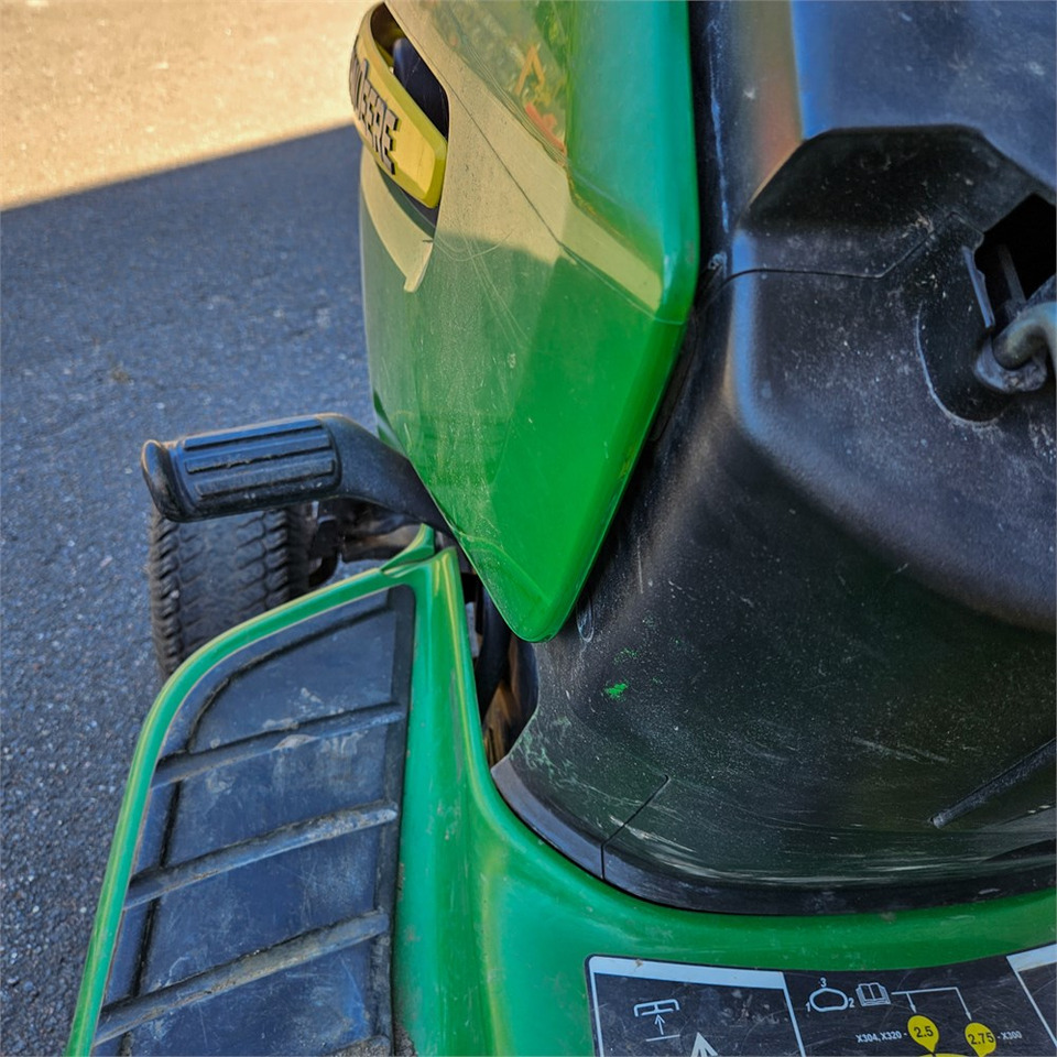 Leasing John Deere X304 John Deere X304: afbeelding 30 Leasing John Deere X304 John Deere X304: afbeelding 30