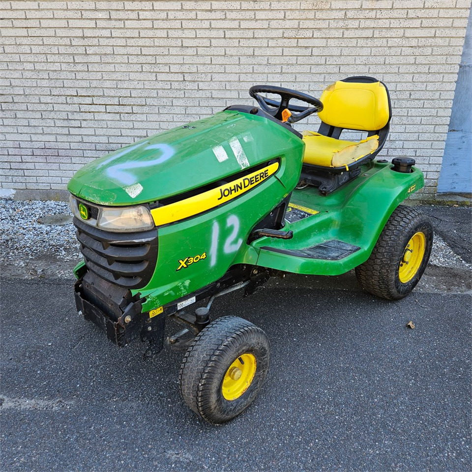 Leasing John Deere X304 John Deere X304: afbeelding 23 Leasing John Deere X304 John Deere X304: afbeelding 23