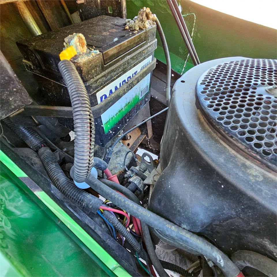 Leasing John Deere X304 John Deere X304: afbeelding 15 Leasing John Deere X304 John Deere X304: afbeelding 15