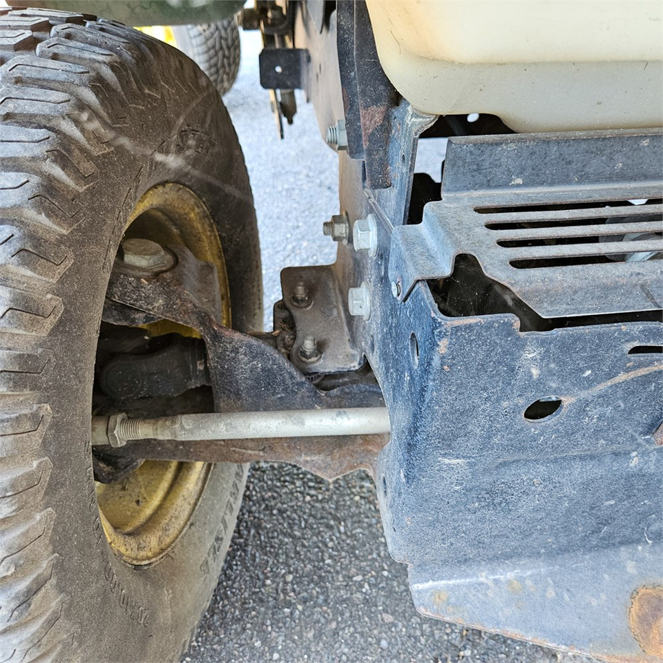 Leasing John Deere X304 John Deere X304: afbeelding 16 Leasing John Deere X304 John Deere X304: afbeelding 16